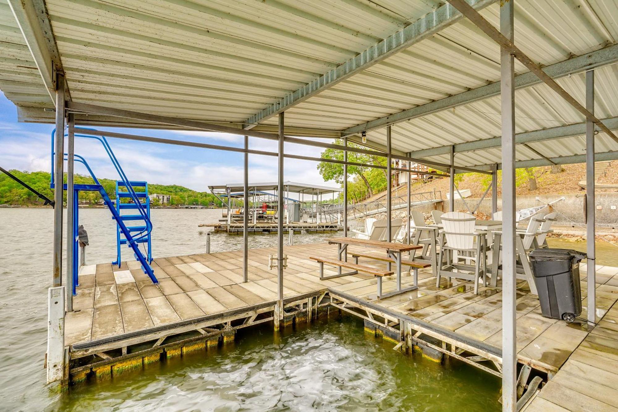 Townhouse With Shared Dock On Lake Of The Ozarks! Eksteriør bilde